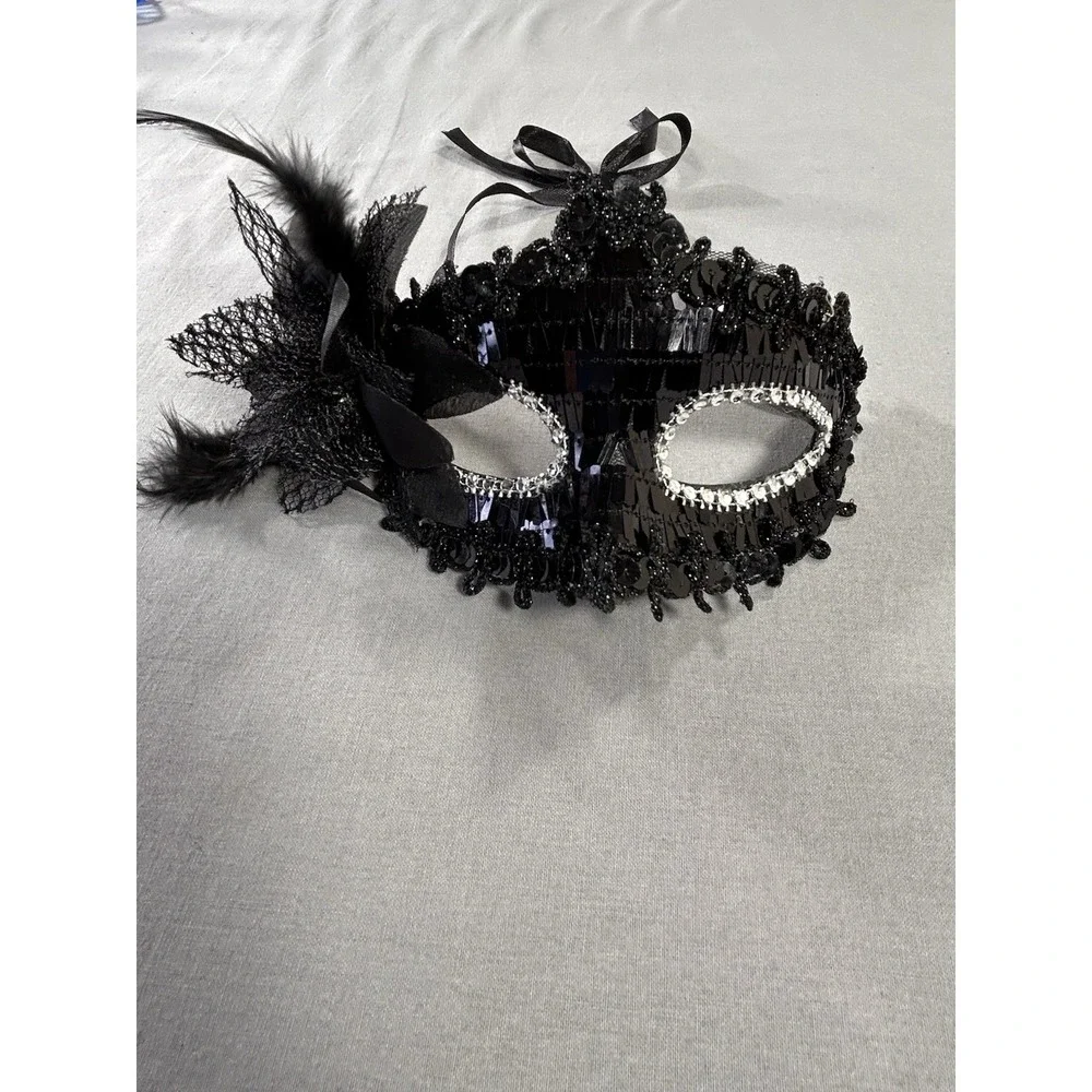 Venetian Masquerade Sequins Flower Feathers Black Half Mask‎ Dance Costume